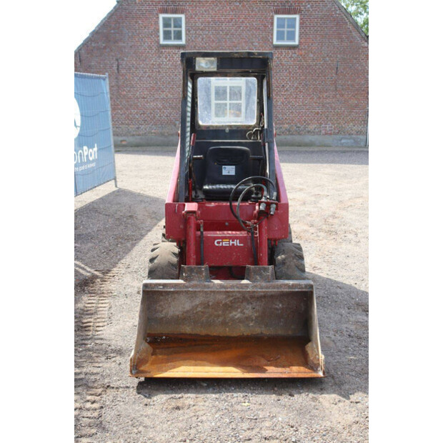 2000 Gehl SL1625-48239198