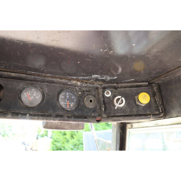 2000 Gehl SL1625-48239215