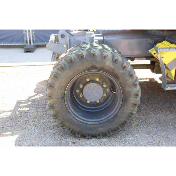 2021 تاكوتشي TB295W-48239319