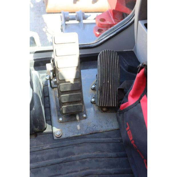 2021 تاكوتشي TB295W-48239331