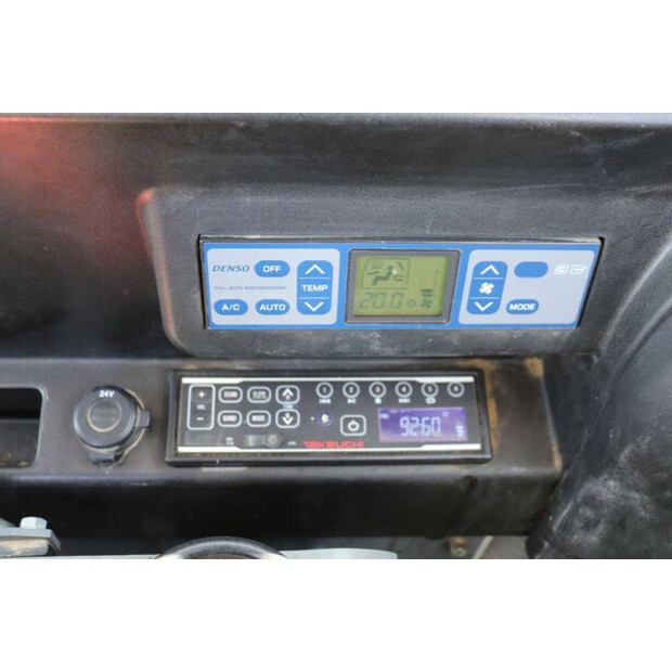2021 تاكوتشي TB295W-48239336