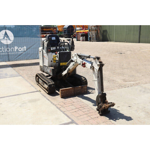2015 BOBCAT E10-48239424