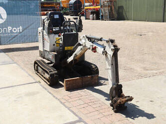 2015-bobcat-e10-1469105-48239424