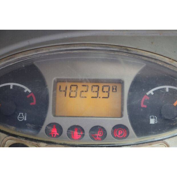 2010 بوبكات T190-48239576
