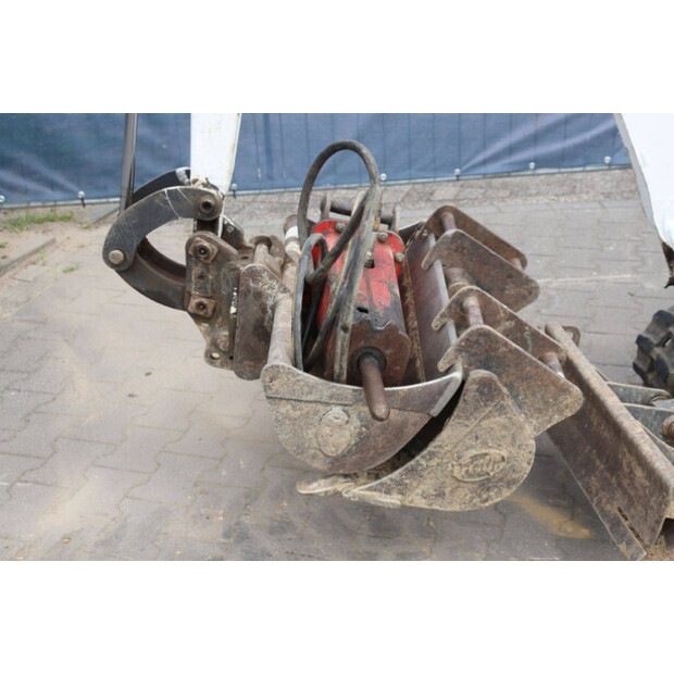 2017 BOBCAT E10-48239786