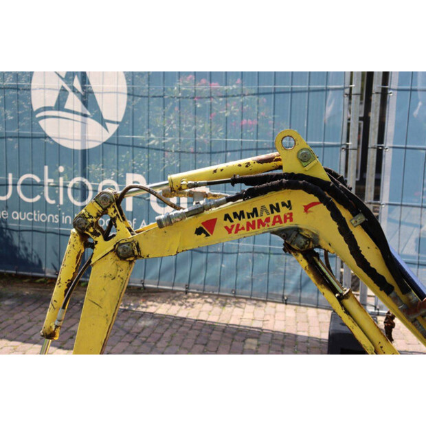 2004 AMMANN SV05-48240404
