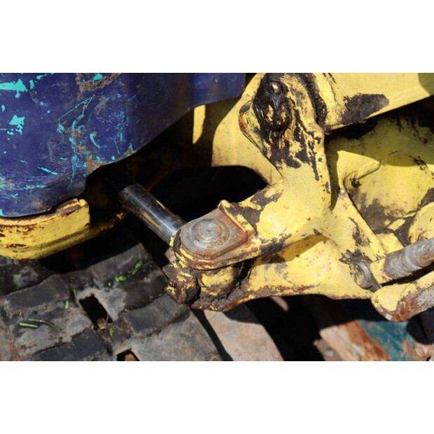 2004 AMMANN SV05-48240413