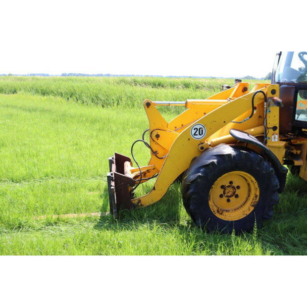 2004 JCB SLP 407-48240444