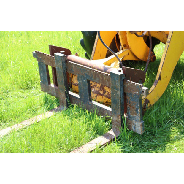 2004 JCB SLP 407-48240446