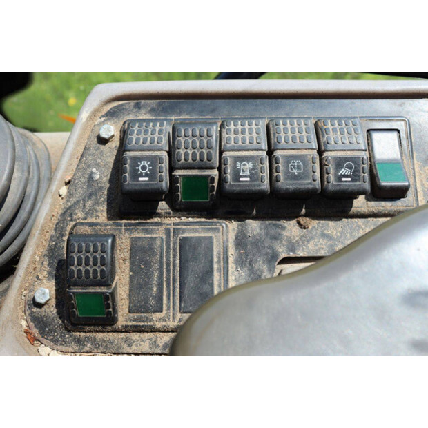 2004 JCB SLP 407-48240468