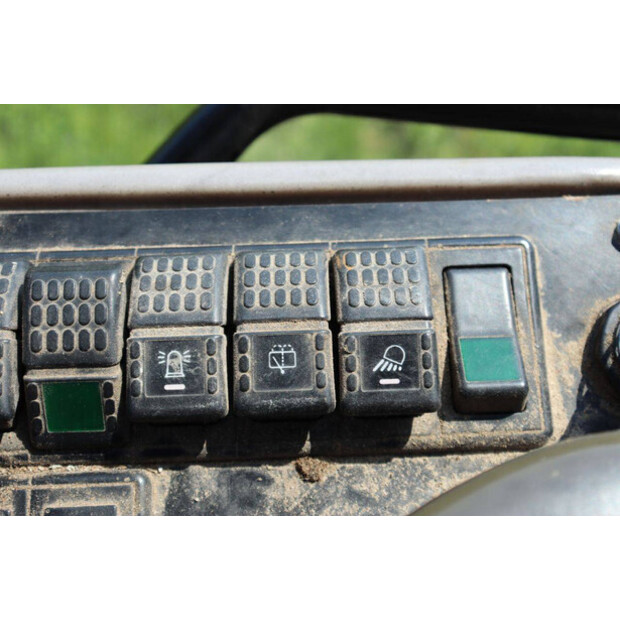 2004 JCB SLP 407-48240470