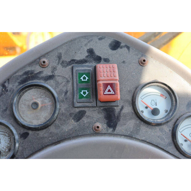 2004 JCB SLP 407-48240477
