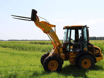 2004-jcb-slp-407-48240480
