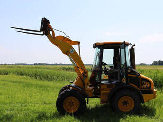 2004-jcb-slp-407-48240481