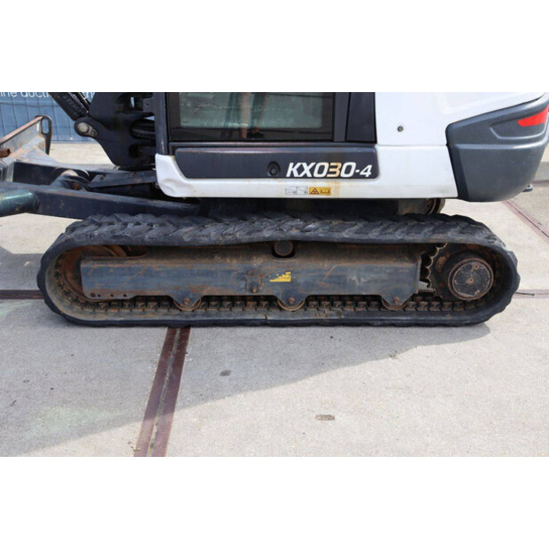 2018 KUBOTA KX030-4-48240555