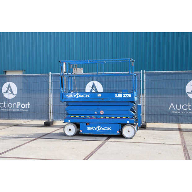2012 SkyJack SJ3226-48241396