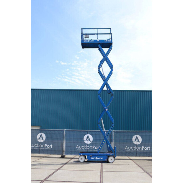 2012 SkyJack SJ3226-48241418
