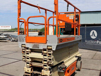 2007-jlg-3246es-1469176-48241796