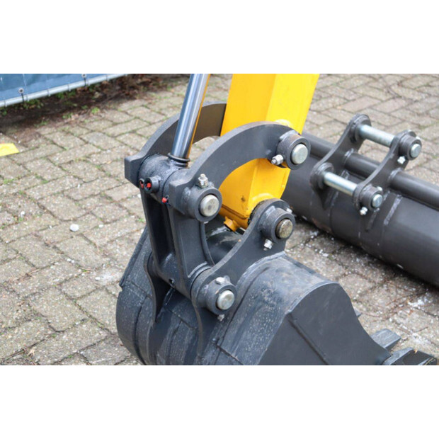 2025 Landward XT25U-48242001