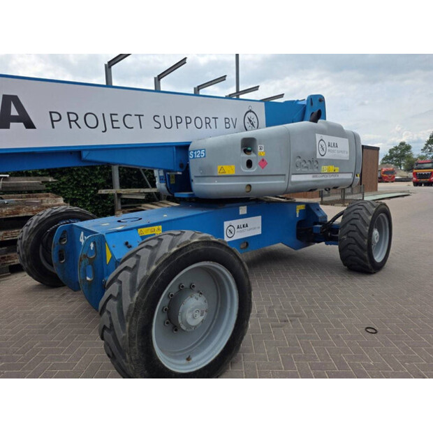 2014 Genie S-125-48242239