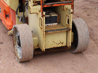 2006-jlg-2630es-1469221-48242867