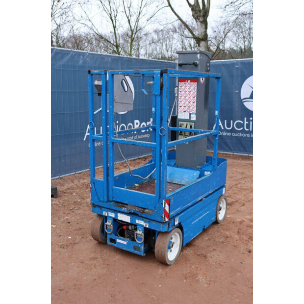 2015 SkyJack SJ12-48243091
