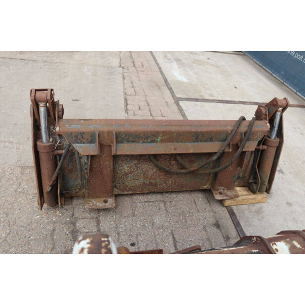 BOBCAT 753-48243428
