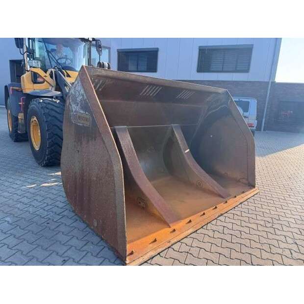 Other-48249775