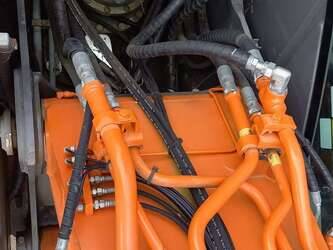 hitachi-zx210lc-3-1469271-48249839
