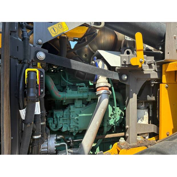 2022 Volvo L110H-48250920