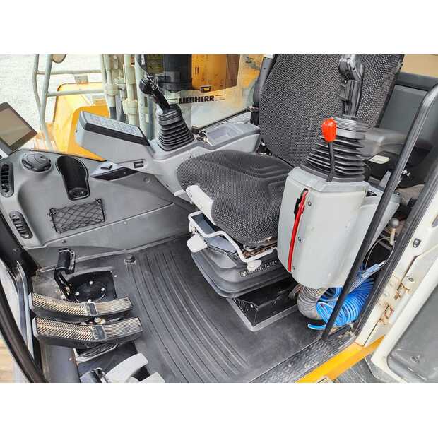 2019 Liebherr R946-48250999