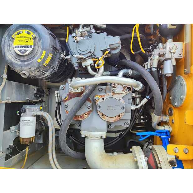2019 Liebherr R946-48251001