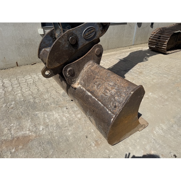 2019 Hyundai HX220L-48252034