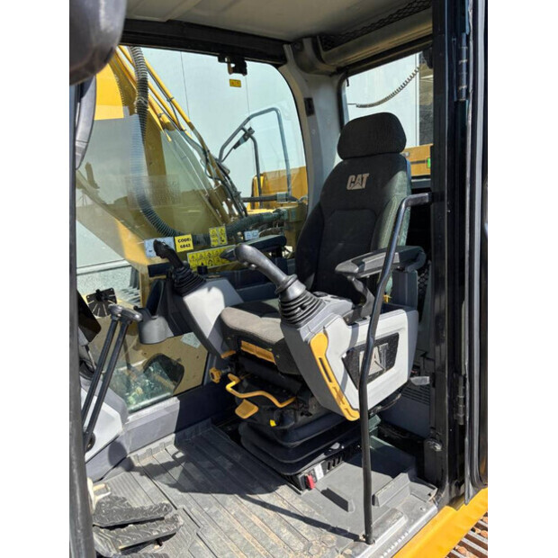 2021 Caterpillar 330-48258946