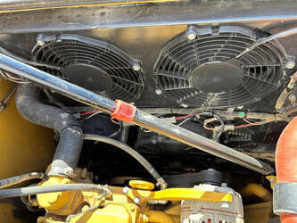 2021-caterpillar-330-1469325-48258950