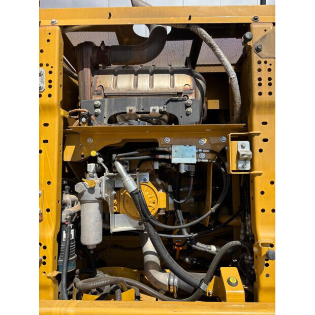 2021 Caterpillar 330-48258953