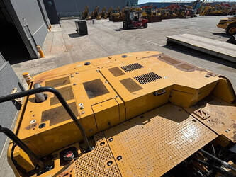 2021-caterpillar-330-1469325-48258965