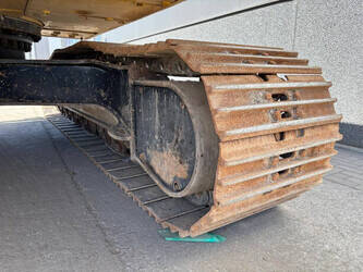 2021-caterpillar-330-1469325-48258969