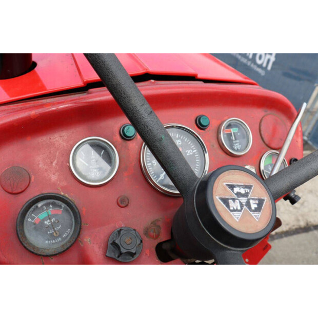 1976 Massey Ferguson 158-48259154