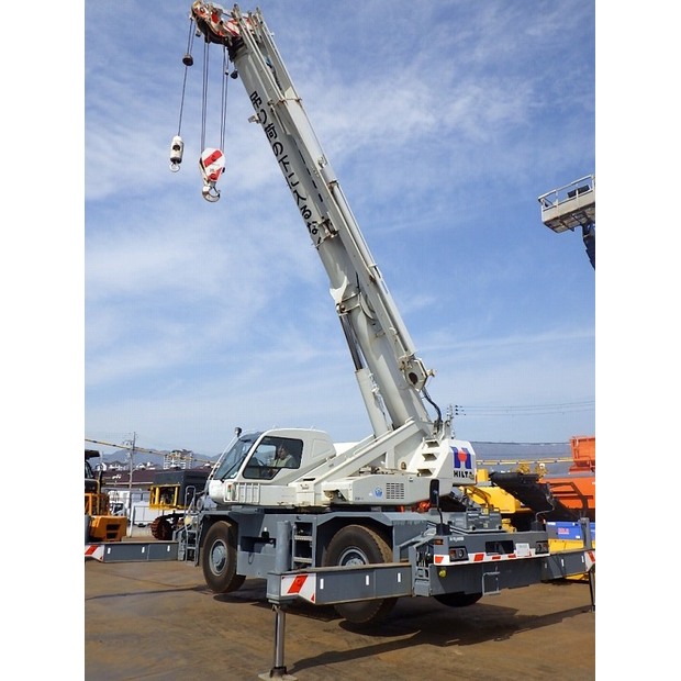 2013 تادانو GR-250N-3-48259593