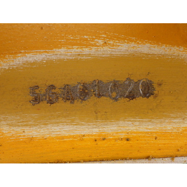 2004 ميتسوبيشي MG500S-48259787