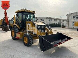Image de TRACTOPELLES 2026 JCB 3CX À vendre à Chine