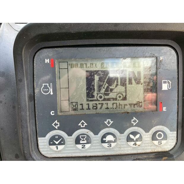 2018 ميتسوبيشي FHD35T5S-48259932