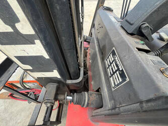 2017-manitou-me425-80-48260585