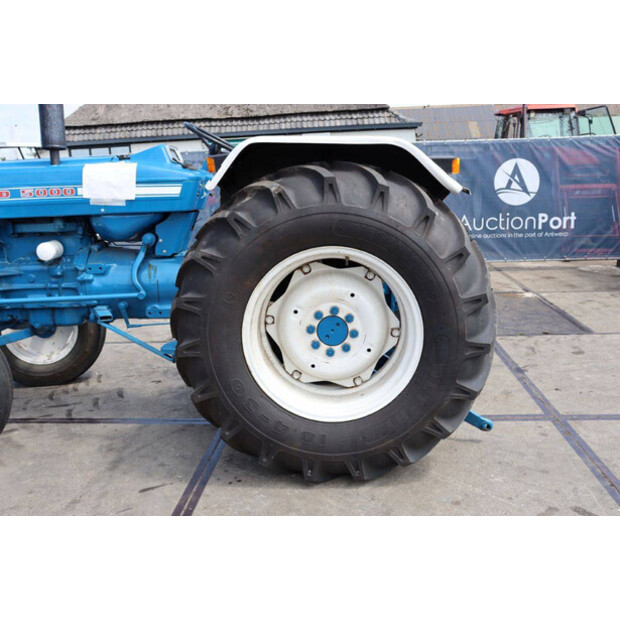 1975 Ford 5000-48260985