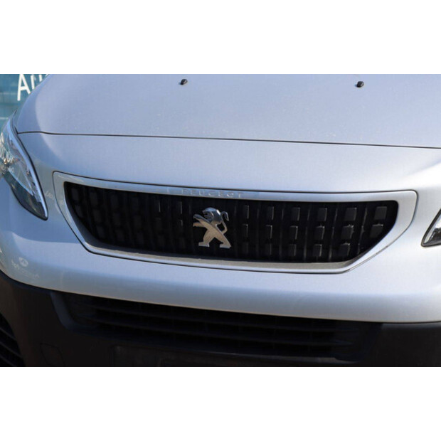 2018 Peugeot Expert-48261465