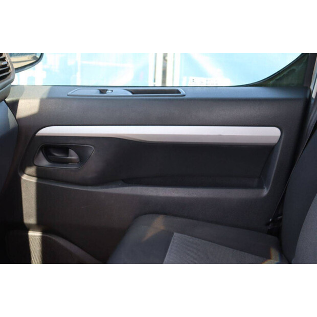2018 Peugeot Expert-48261486