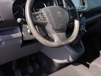 2018-peugeot-expert-1469432-48261487