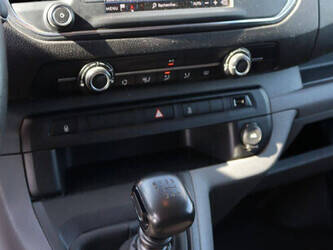 2018-peugeot-expert-1469432-48261491