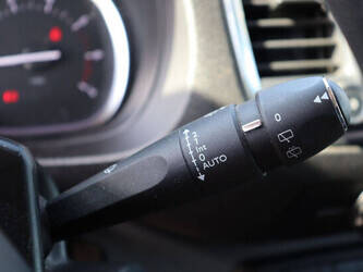 2018-peugeot-expert-1469432-48261497